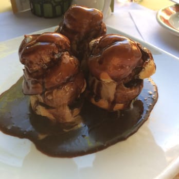 Serafina - Profiteroles with hazelnut gelato and chocolate grappa - Italian Near Me - Seattle, Washington
