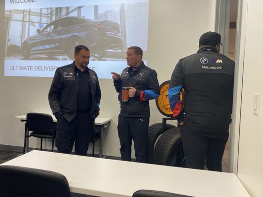 BMW PERFORMANCE CENTER - Updated August 2025 - 77 Photos & 31 Reviews ...