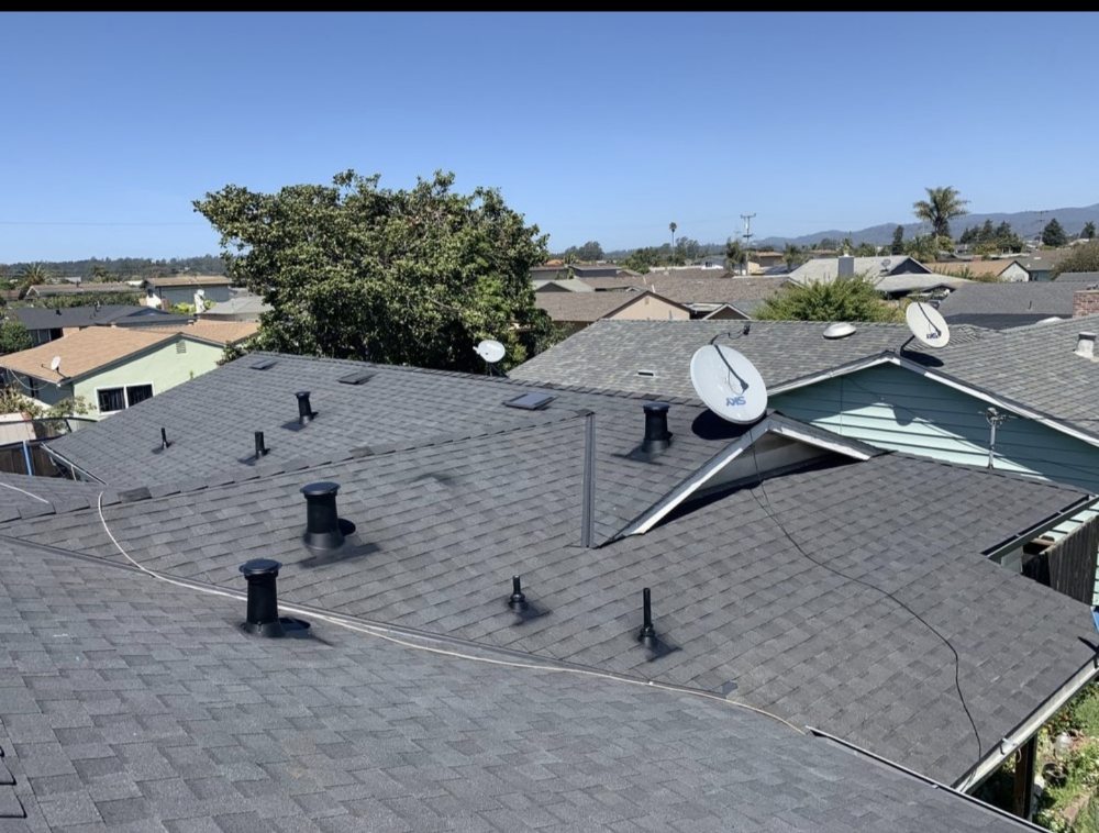 Slide of Caliglo Roofing