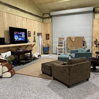 Stoltz Services - Tounge and groove walls - Painters Near Me Stoltz Services - Tounge and groove walls - Painters Near Me