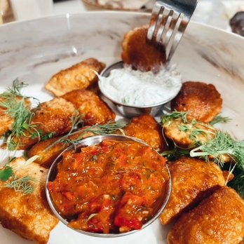 OEB Breakfast - Kelowna - Breakfast & Brunch Near Me - Kelowna, British Columbia