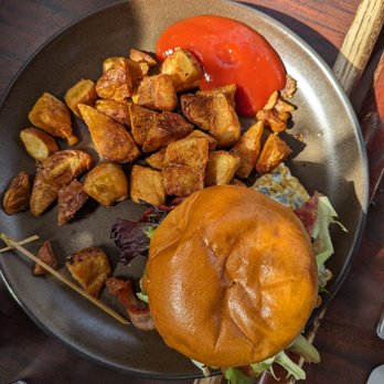 The Crabapple Cafe - Brioche breakfast sandwich with bacon - Breakfast & Brunch Near Me - Squamish, British Columbia The Crabapple Cafe - Brioche breakfast sandwich with bacon - Breakfast & Brunch Near Me - Squamish, British Columbia