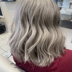 Halo - A Blow Dry Bar