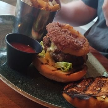 Harte's Bar & Grill - Burger - Gastropubs Near Me - Kildare, KE Harte's Bar & Grill - Burger - Gastropubs Near Me - Kildare, KE