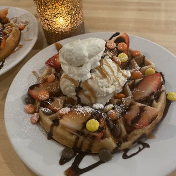Phil’s - This is so creative and so good! - American Near Me - Thousand Oaks, California
