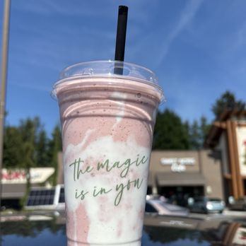 Sweet Notes Cafe - Pink Dream Smoothie - Coffee & Tea Near Me - Kent, Washington