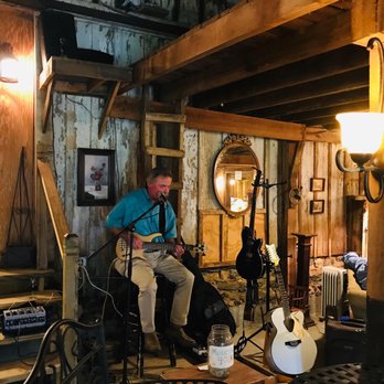 Spirited Tours - Lovely tunes! - Wine Tours Near Me - Alexandria, Virginia