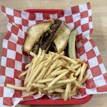 Sweet Roo’s - Patty Melt - Breakfast & Brunch Near Me - Vian, Oklahoma Sweet Roo’s - Patty Melt - Breakfast & Brunch Near Me - Vian, Oklahoma