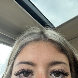 SoHo Nail Bar - Hybrid by Amy was literally the best lashes I've ever had done she's so kind