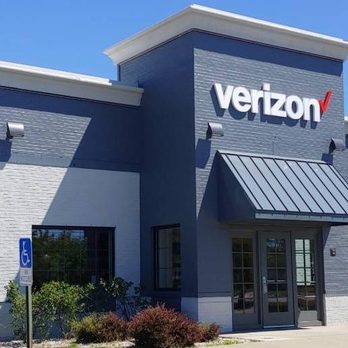 Verizon - Exterior - Mobile Phones Near Me - Brewer, Maine Verizon - Exterior - Mobile Phones Near Me - Brewer, Maine