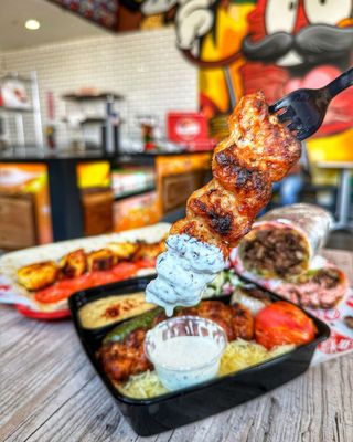 Ara's Shawarma by null