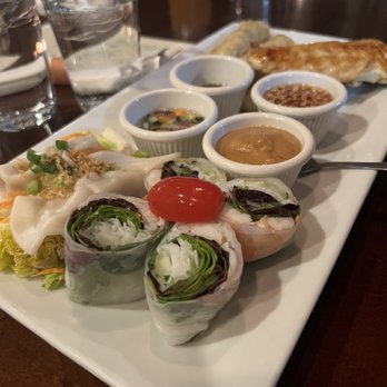 Samui Thai Cuisine - Appetizers sampler - Thai Near Me - Southbury, Connecticut Samui Thai Cuisine - Appetizers sampler - Thai Near Me - Southbury, Connecticut