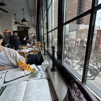 Le Colonial - Vietnamese Near Me - Chicago, Illinois