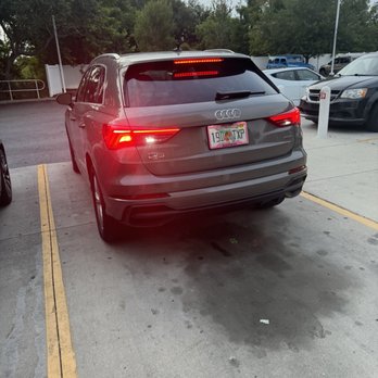 Wawa - Rude employee who thinks she can pull up next to you honk at you to have you park elsewhere - Gas Stations Near Me - Orlando, Florida Wawa - Rude employee who thinks she can pull up next to you honk at you to have you park elsewhere - Gas Stations Near Me - Orlando, Florida
