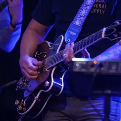 Living Truth Christian Fellowship - Worship Music