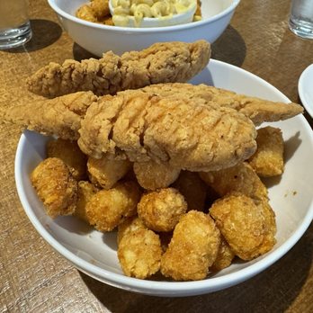 The Craft House - Gastropubs Near Me - Clovis, California