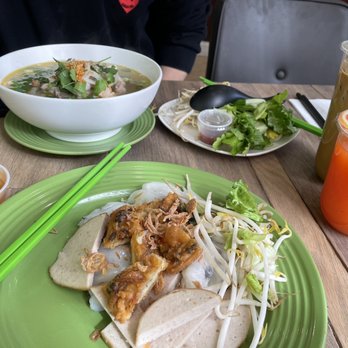 UT Banh Mi - Sandwiches Near Me - Quincy, Massachusetts