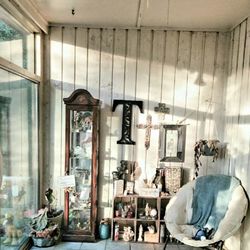 Pristine Cleaning Service - This is a very lovely sunroom that we had the opportunity to deep clean and shower with love for the homeowner.