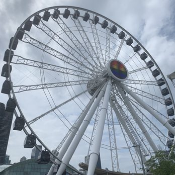 Navy Pier - Ferris wheel - Landmarks & Historical Buildings Near Me - Chicago, Illinois