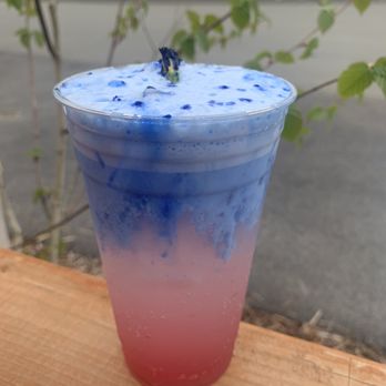 Country Coffee & Grub - PNW spritzer!!! - Burgers Near Me - Sequim, Washington