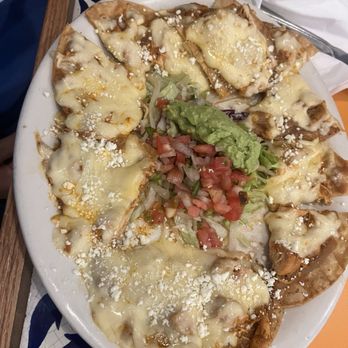El Potro Mexican Grill - Nachos De Pollo - Mexican Near Me - Malden, Massachusetts