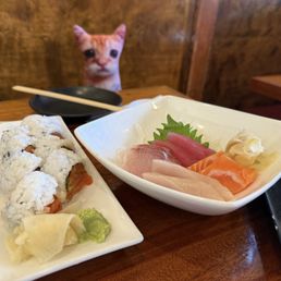 Sashimi Sampler, Double Spicy Salmon Roll