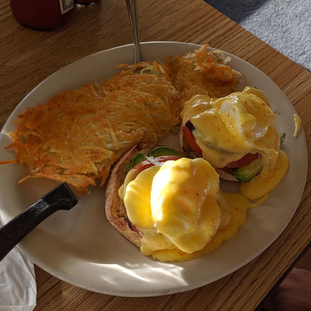 Golden Harvest Cafe - Breakfast & Brunch Near Me - Eureka, California