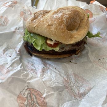 Fat Ronnie's Burger Bar - Bacon & Cheddar - Burgers Near Me - Oak Bluffs, Massachusetts