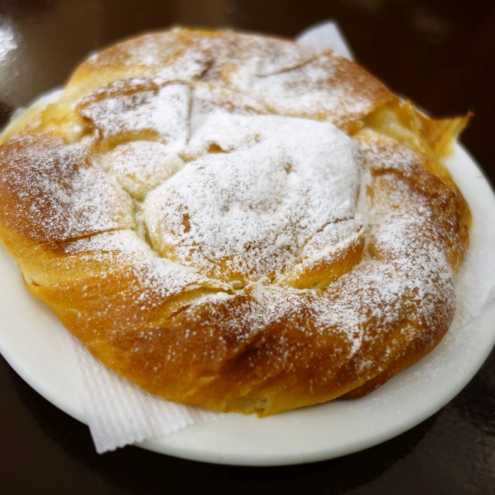 Dulcinea - Ensaimada Farcida with Pumpkin Cream @endoedibles on Instagram for more - Cafeteria Near Me - Barcelona, B