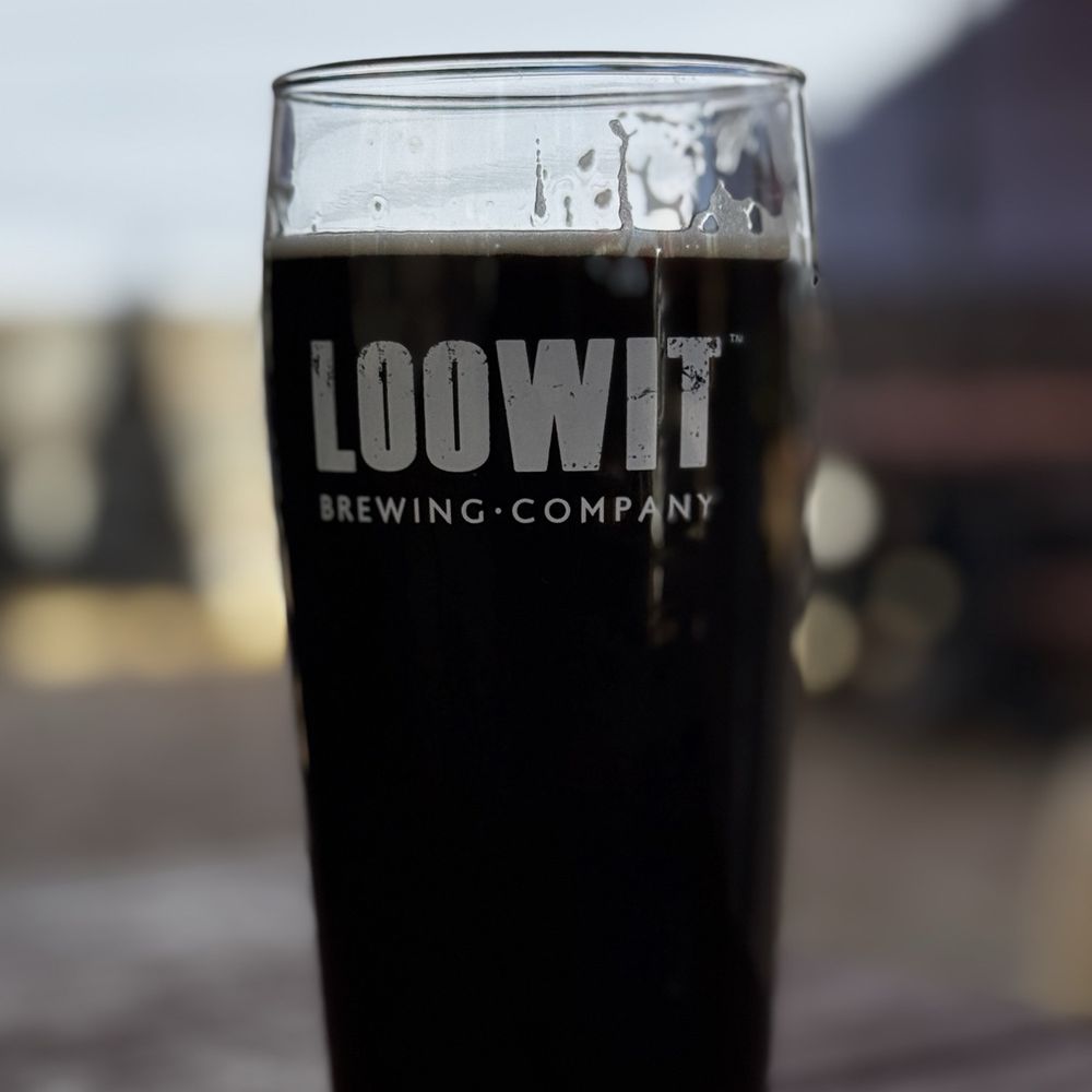 Loowit Toothless Export Stout Loowit Toothless Export Stout