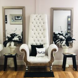 The Nail Loft - Throne pedicure chairs