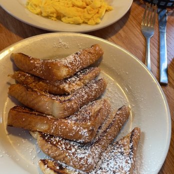 Flapjacks Pancake Cabin - French Toast Breakfast - Breakfast & Brunch Near Me - Sevierville, Tennessee