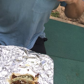 Las Trancas - If you like paying $3 per bite these tacos aren't bad. - Mexican Near Me - Austin, Texas Las Trancas - If you like paying $3 per bite these tacos aren't bad. - Mexican Near Me - Austin, Texas