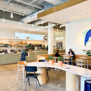 sweetgreen - Healthy Salads, Wraps, and Bowls - Seating and Greens bar - Salad Near Me - Atlanta, Georgia