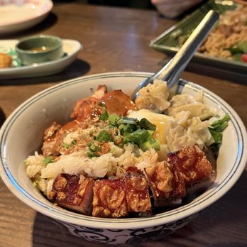 Gao Lhao - Bha mee hang bowl with crab, crispy pork, wonton, bbq pork - Thai Near Me - Seattle, Washington