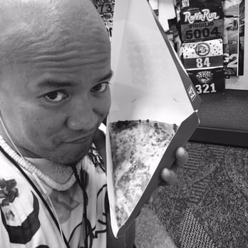 7-Eleven - Thank you, Lady Dana for making my last slice above "subpar" - lessons across the street #petespizza 3/30/16 - Convenience Stores Near Me - Jacksonville, Florida