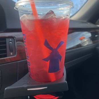 Dutch Bros Coffee - Palm Beach lemonade with green tea - Coffee & Tea Near Me - Fairfield, California