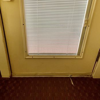 The Beach Inn - Weatherstripping - Hotels Near Me - Munising, Michigan The Beach Inn - Weatherstripping - Hotels Near Me - Munising, Michigan