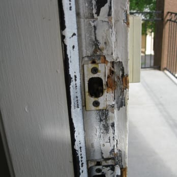 Rocking Horse Ranch - We had to lock the deadbolt in order to keep the door closed. - Apartments Near Me - Round Rock, Texas Rocking Horse Ranch - We had to lock the deadbolt in order to keep the door closed. - Apartments Near Me - Round Rock, Texas