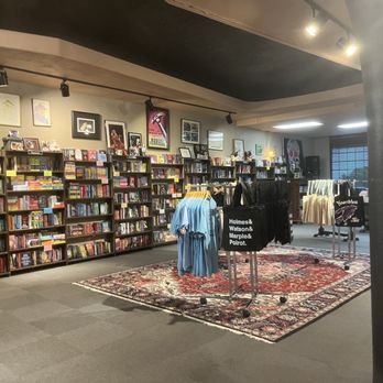 Murder by the Book - Bookstores Near Me - Houston, Texas Murder by the Book - Bookstores Near Me - Houston, Texas