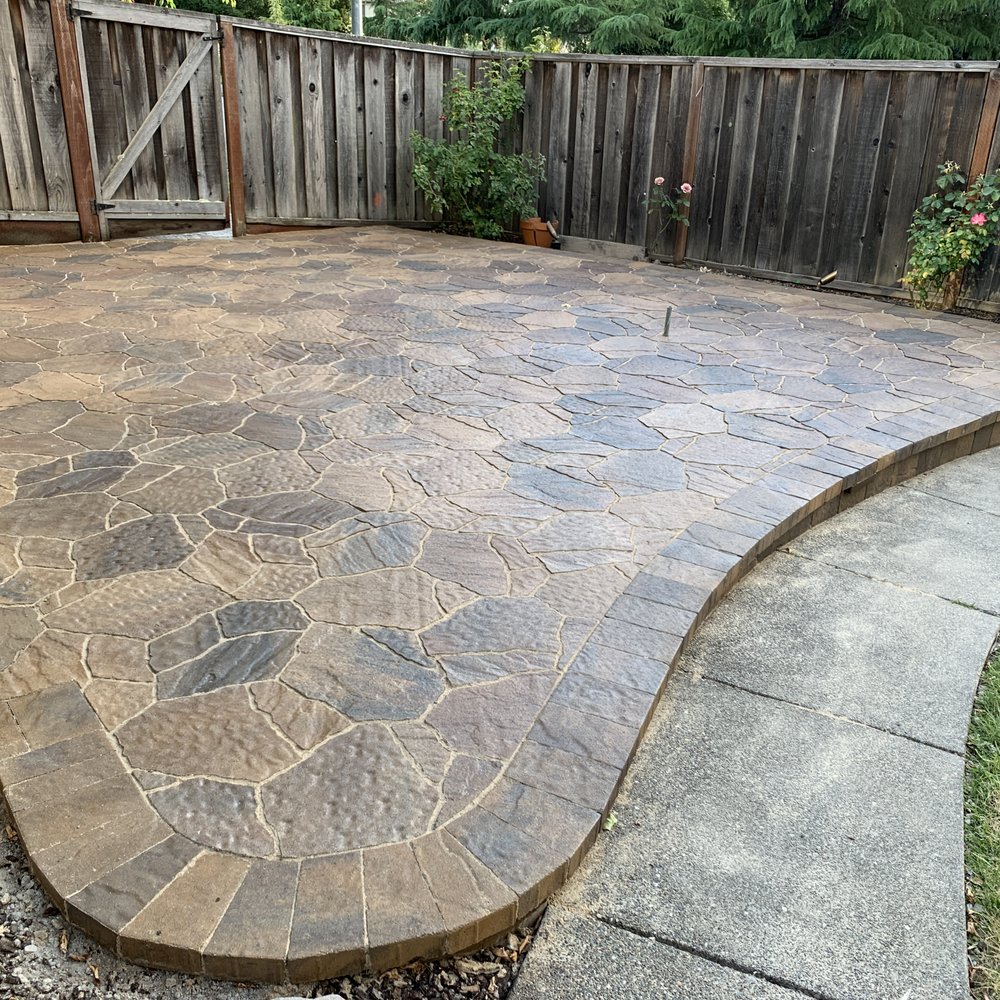 Bayside Pavers - Finished Patio - Landscape Architects or Designers Near Me