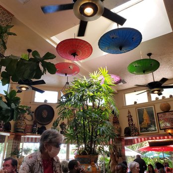 Tower Cafe - Brunch lunch we hungry - Breakfast & Brunch Near Me - Sacramento, California