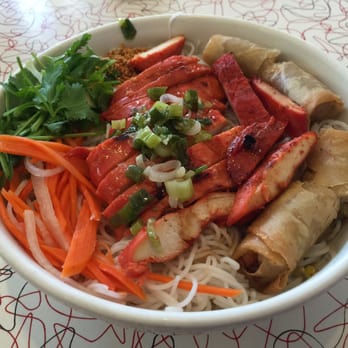 KT Noodles - Vermicelli bowl with chicken and egg roll - Vietnamese Near Me - Rocklin, California