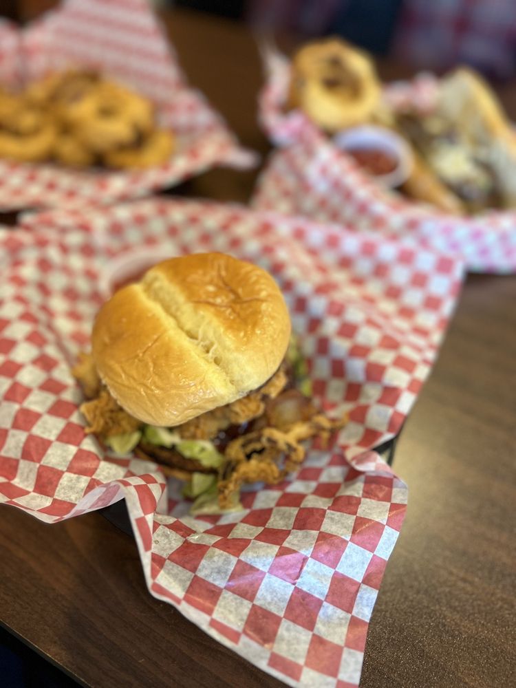 Food from Truckin' Cheesy