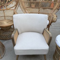 A La Mode Collections - Accent chair