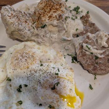Country Kitchen - Biscuit and gravy. - American Near Me - Ramona, California Country Kitchen - Biscuit and gravy. - American Near Me - Ramona, California
