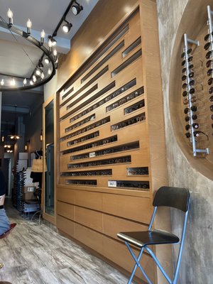 Eyes on Second by null