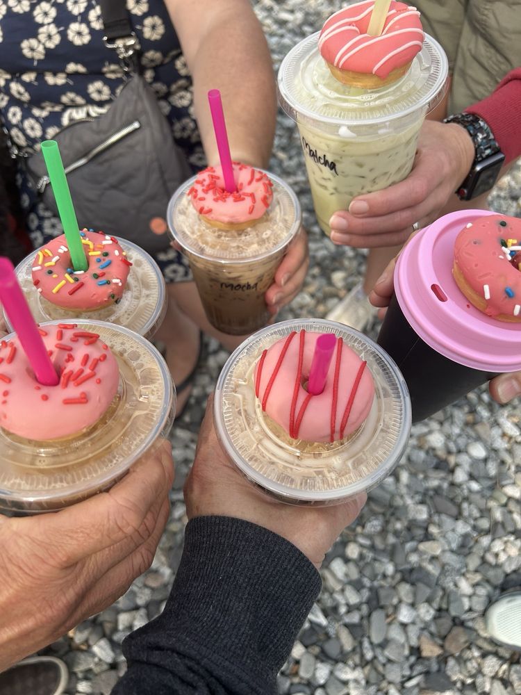 Tulla's Sweet Retreat Logo