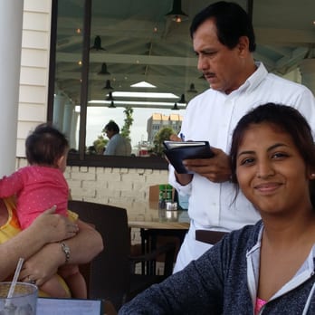 Bon Appetit - With the family for lunch - New American Near Me - Dunedin, Florida