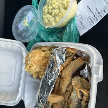 Aunt Berta's Kitchen - a container of fried fish and a container of macaroni and cheese - Soul Food Near Me - Haddon Township, New Jersey Aunt Berta's Kitchen - a container of fried fish and a container of macaroni and cheese - Soul Food Near Me - Haddon Township, New Jersey